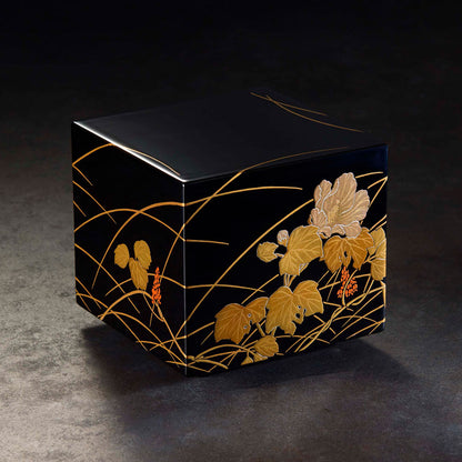 秋草に月蒔絵 被蓋内二段宝石箱